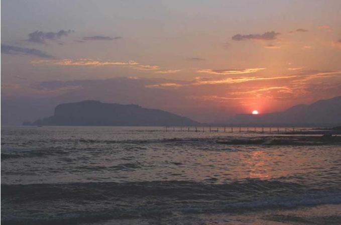 Kleopatra Beach Hotel อลันยา ภายนอก รูปภาพ