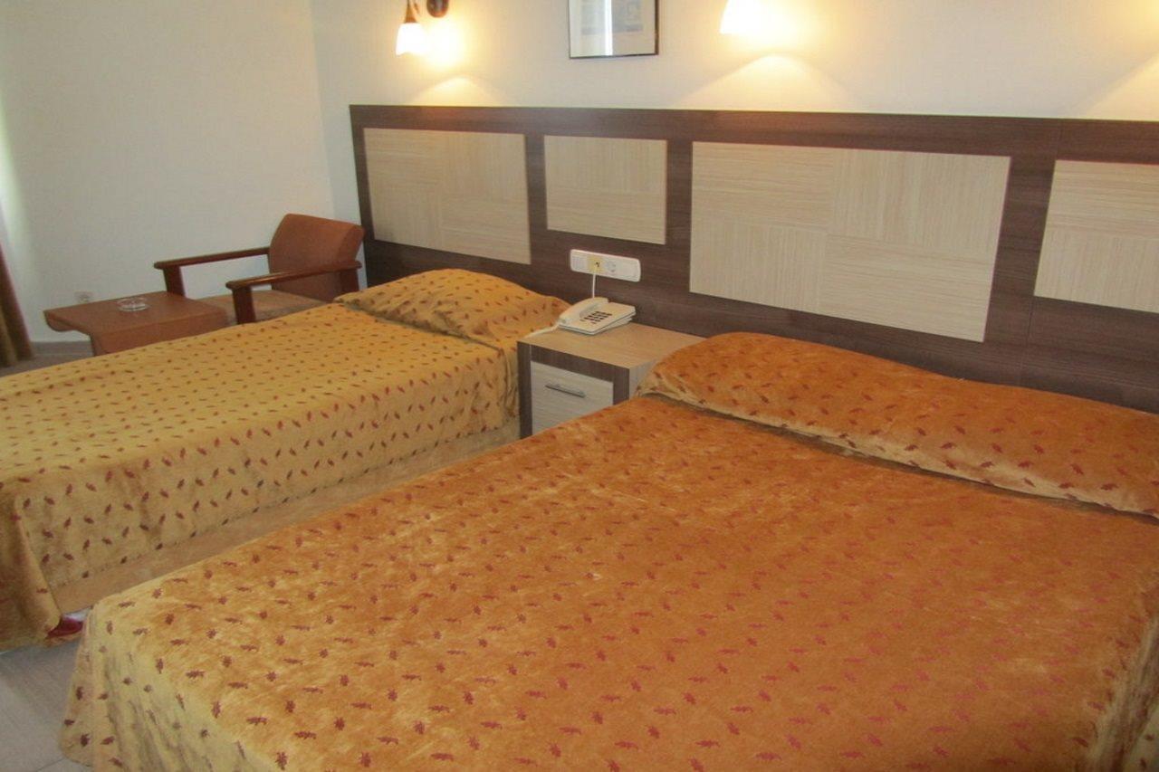 Kleopatra Beach Hotel อลันยา ภายนอก รูปภาพ